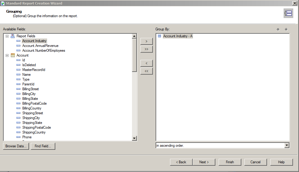 Salesforce Data Cloud のデータ accessible as tables and columns in the Report Wizard. (Salesforce is shown.)